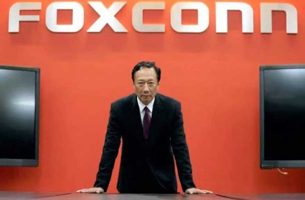 靠賣屏幕年入千億 郭臺銘憑借第二張王牌群創光電強勢躋身全球第二_深圳元巢液晶屏供應商